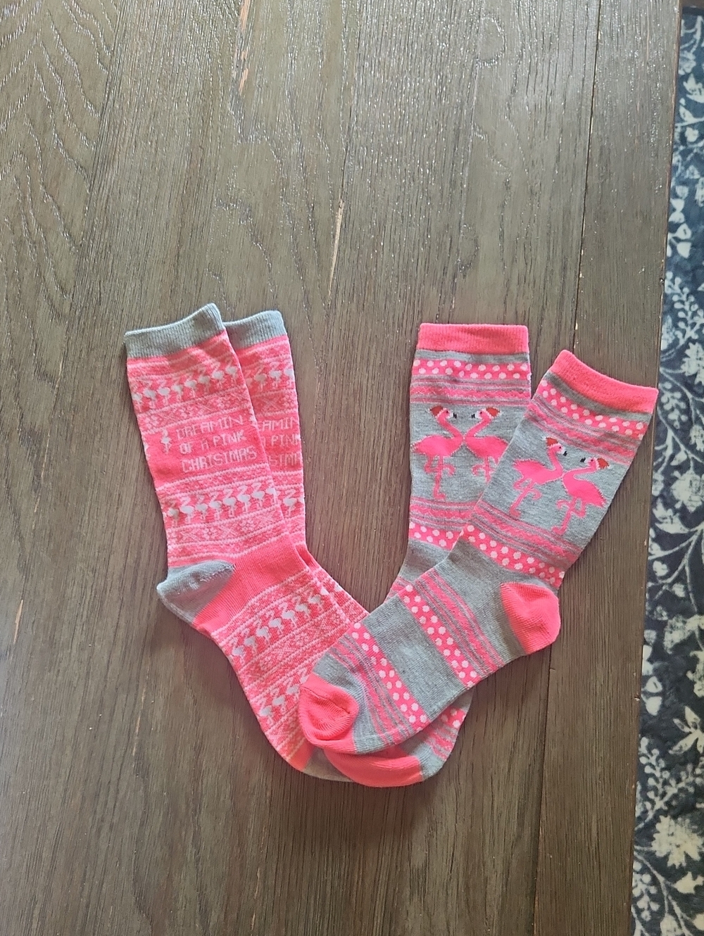 Women's Pink & Gray Patterned Crew Socks - Pack of 2